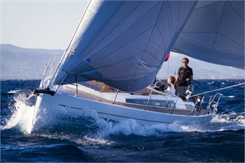 Grand Soleil 43 (3Cab)