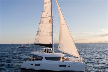 Lagoon 42 (4+2Cab) 