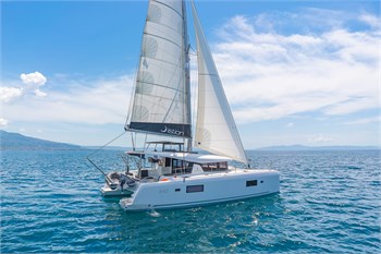 Lagoon 42 (4+2Cab) 