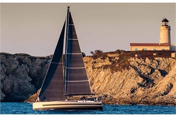 Oceanis Yacht 62 (4+1 Cab)