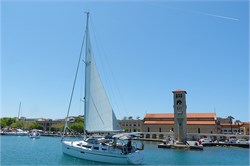 Bavaria Cruiser 37