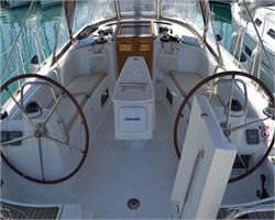 Oceanis 40 (3Cab)