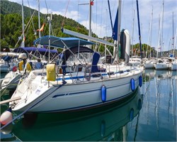 Bavaria 42 (4Cab)