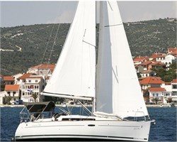 Oceanis 34 (2Cab)