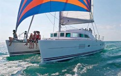 Lagoon 380 S2 (4Cab)