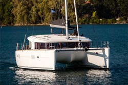 Lagoon 400-S2 (4Cab)