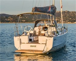 Elan E4