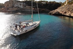 Oceanis 51.1 (5Cab)