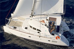 Lagoon 380 S2 (4+2Cab)
