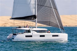 Lagoon 46 (4+2Cab)