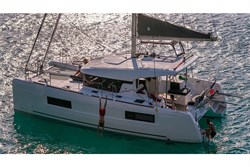 Lagoon 40 (4+2Cab)