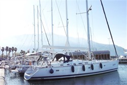 Oceanis 523