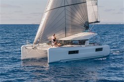 Lagoon 40 (4Cab)