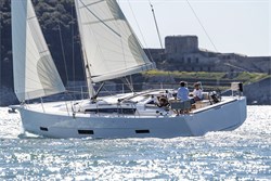 Dufour 430 (4cab)