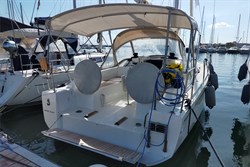 Oceanis 30.1 (2Cab)