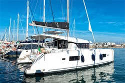Lagoon 42 (4+2Cab)