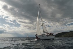 Oceanis 38.1 (3Cab)