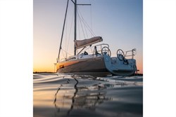 Oceanis 30.1 (2Cab)