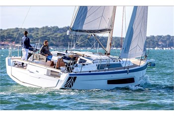Dufour 37 (3Cab)