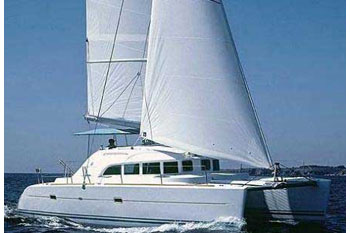 Lagoon 380 (4Cab)
