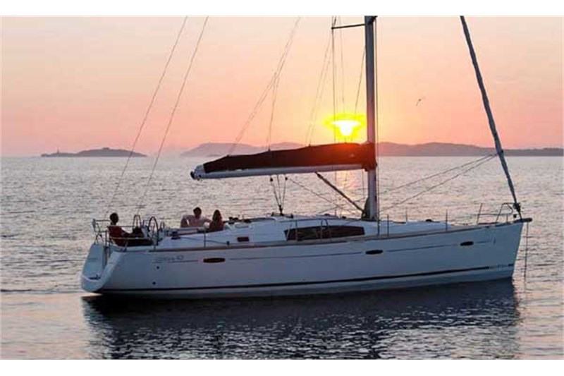 Oceanis 43