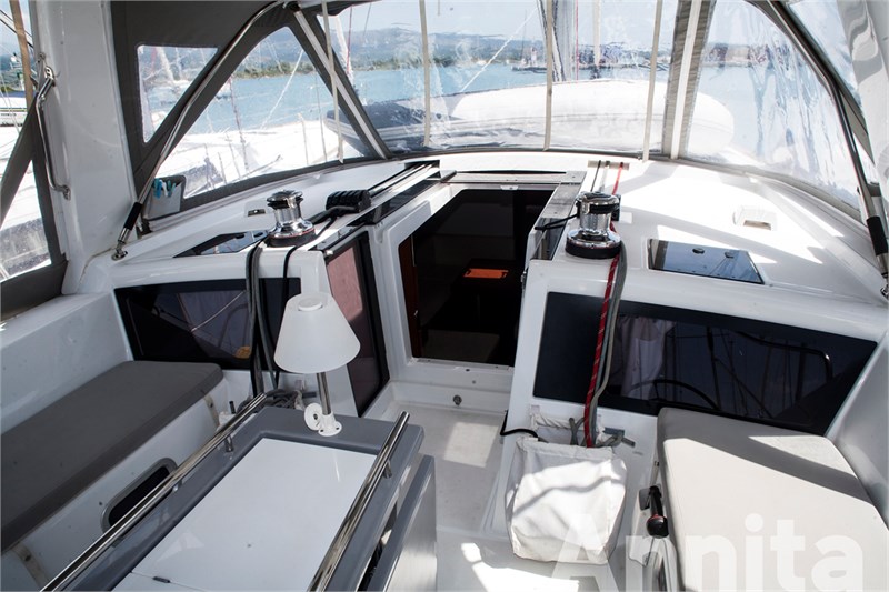 Oceanis 48