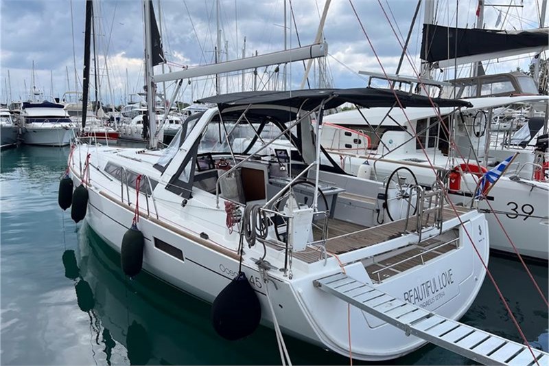 Oceanis 45