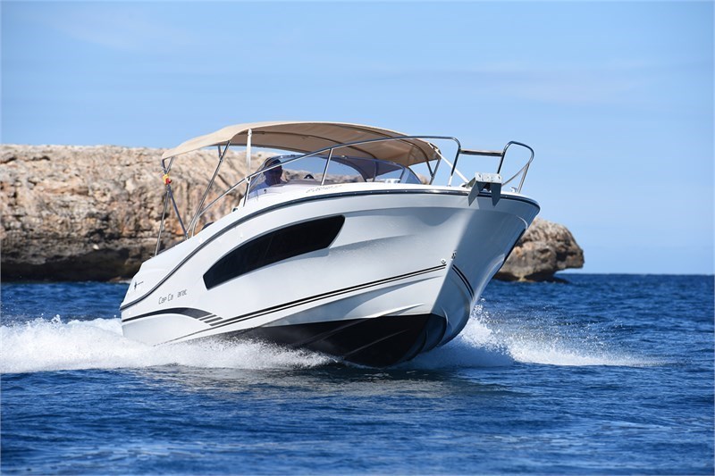 Jeanneau Cap Camarat 7.5 WA