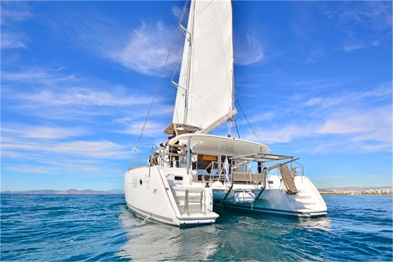 Lagoon 400