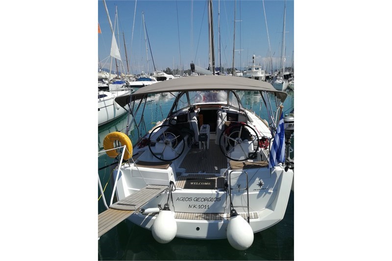 Sun Odyssey 389