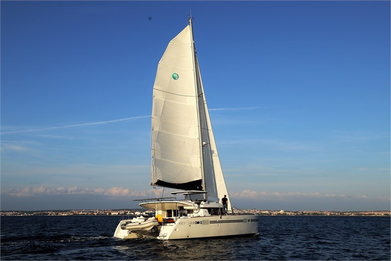 Lagoon 450 S