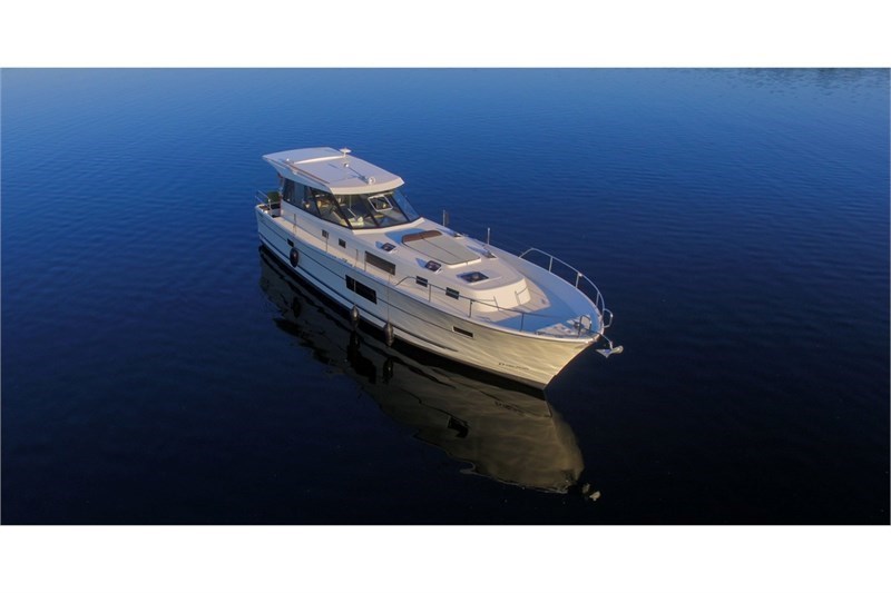 Delphia 1350 Escape Delphia 1350 Escape