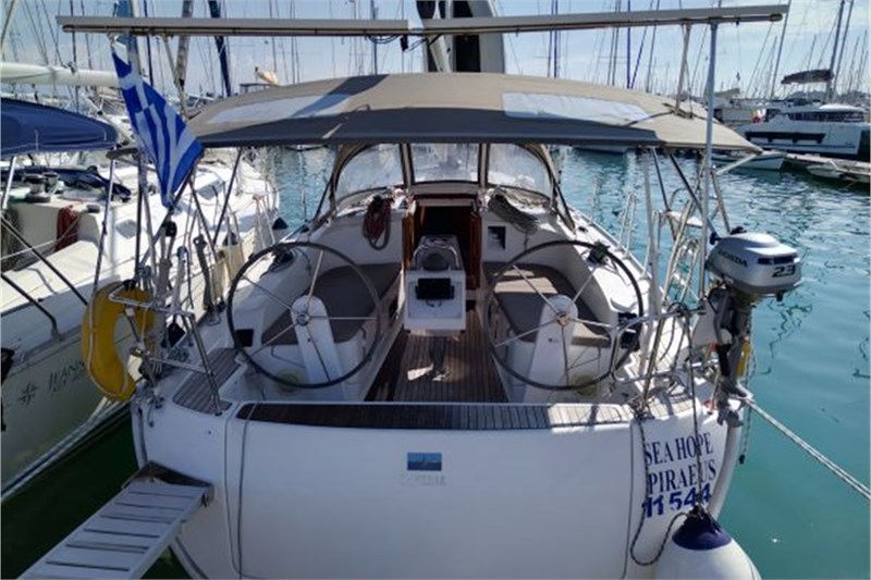 Bavaria Cruiser 37