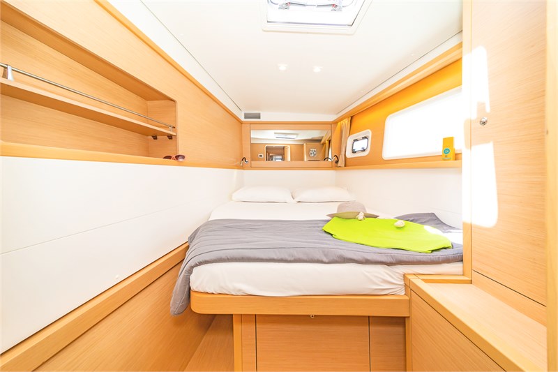 Lagoon 450