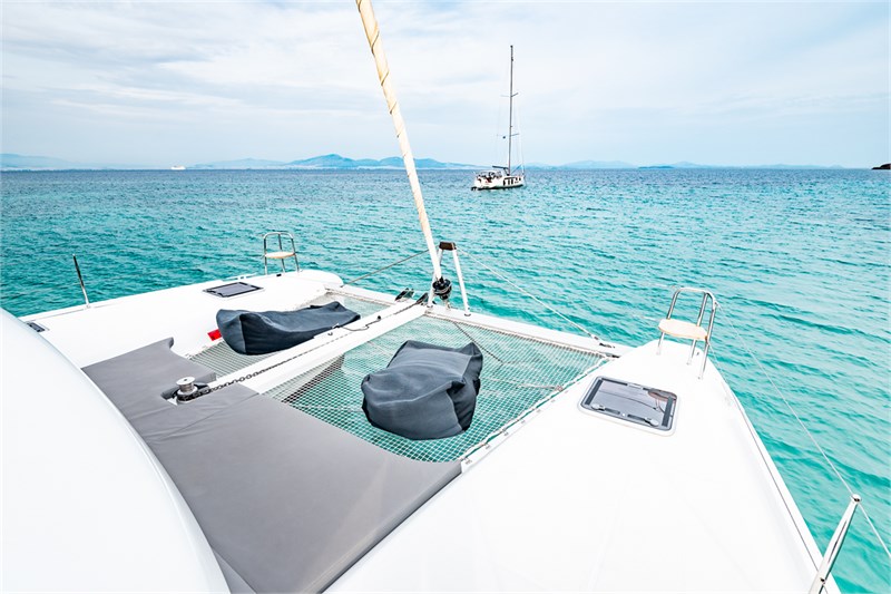 Lagoon 42