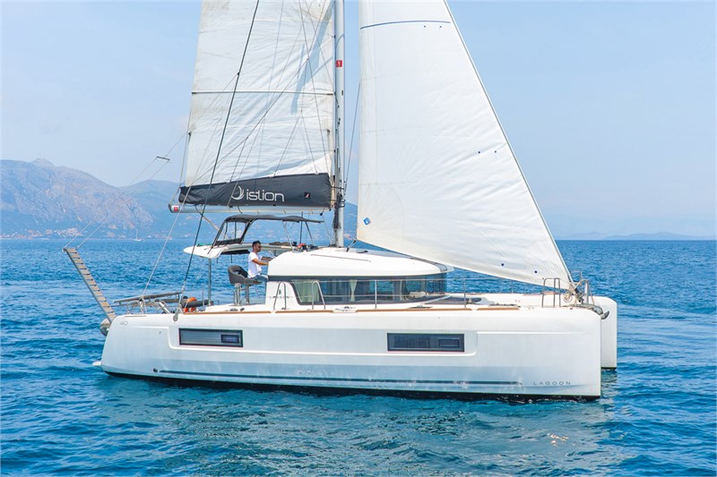 Lagoon 40