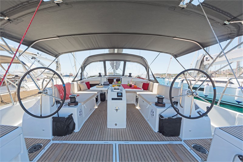 Sun Odyssey 490