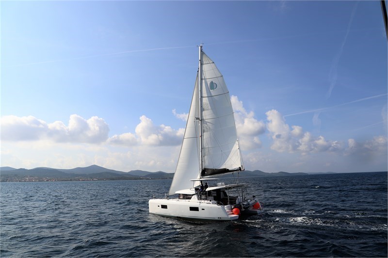 Lagoon 42