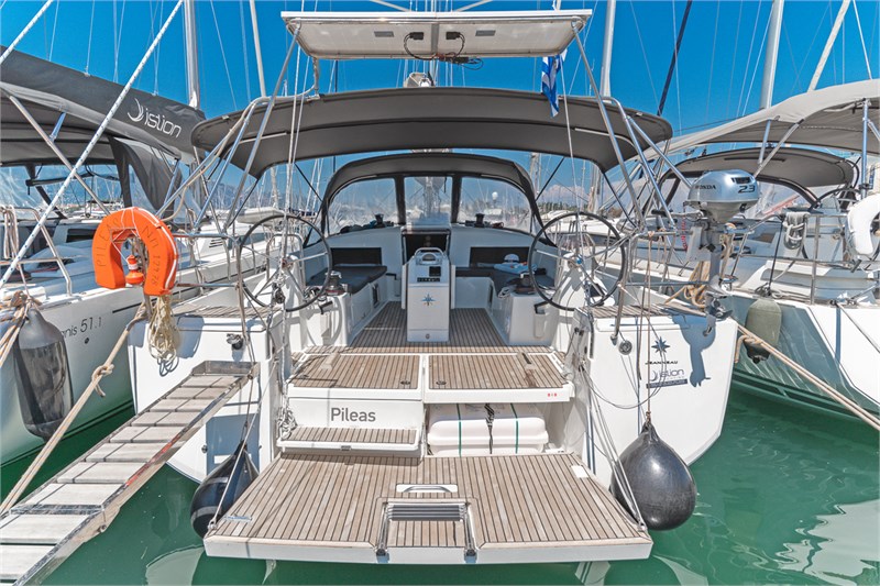 Sun Odyssey 490