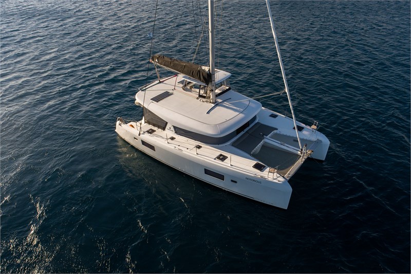 Lagoon 42