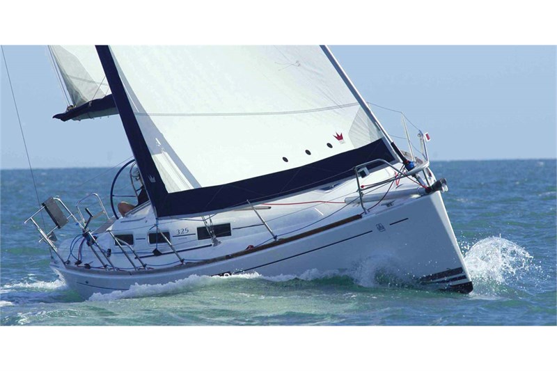 Dufour 325 Grand Large Dufour 325 Grand Large