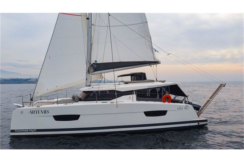 Fountaine Pajot 40