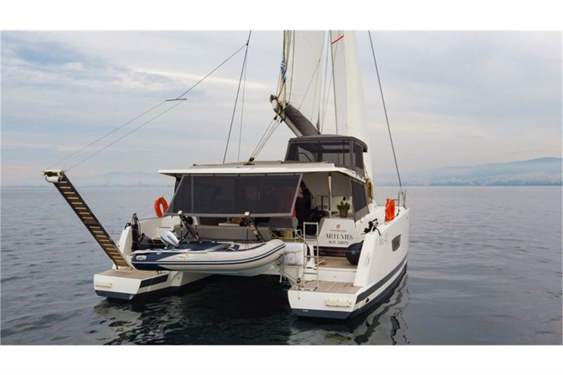 Fountaine Pajot 40