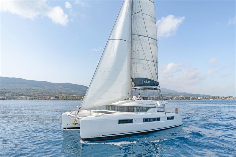 Lagoon 50