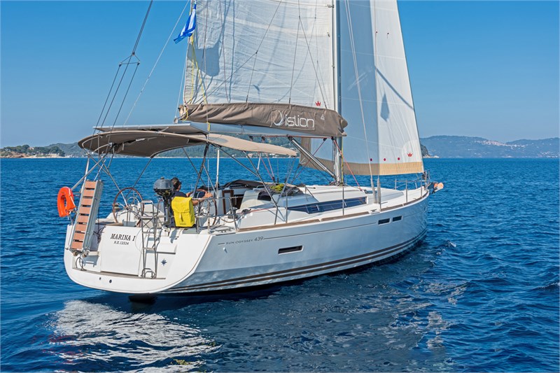 Sun Odyssey 439