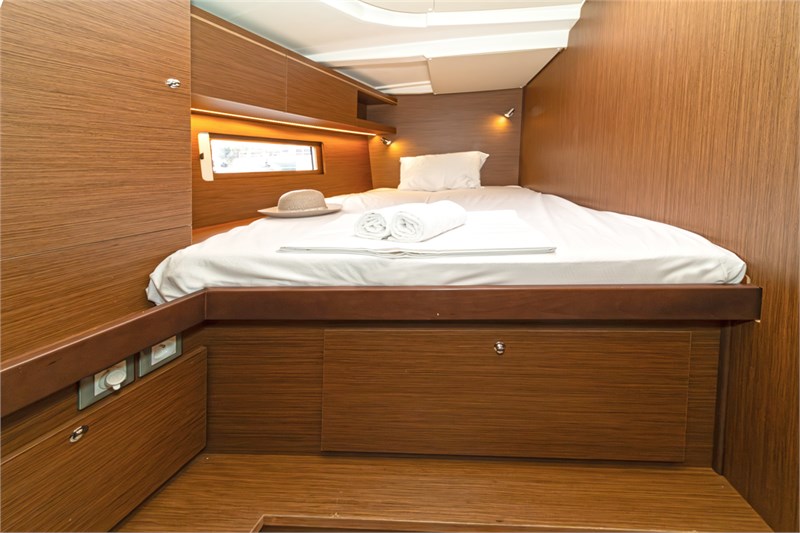 Oceanis 51.1