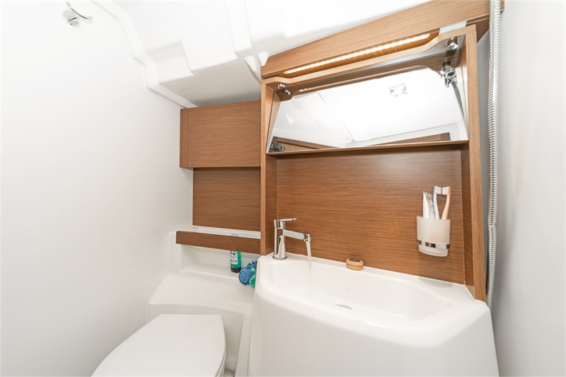 Oceanis 51.1