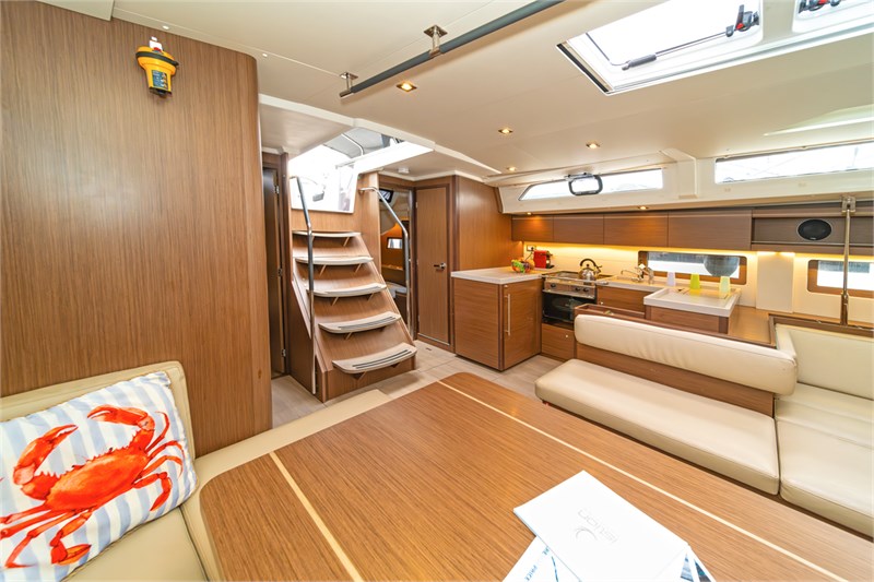 Oceanis 51.1