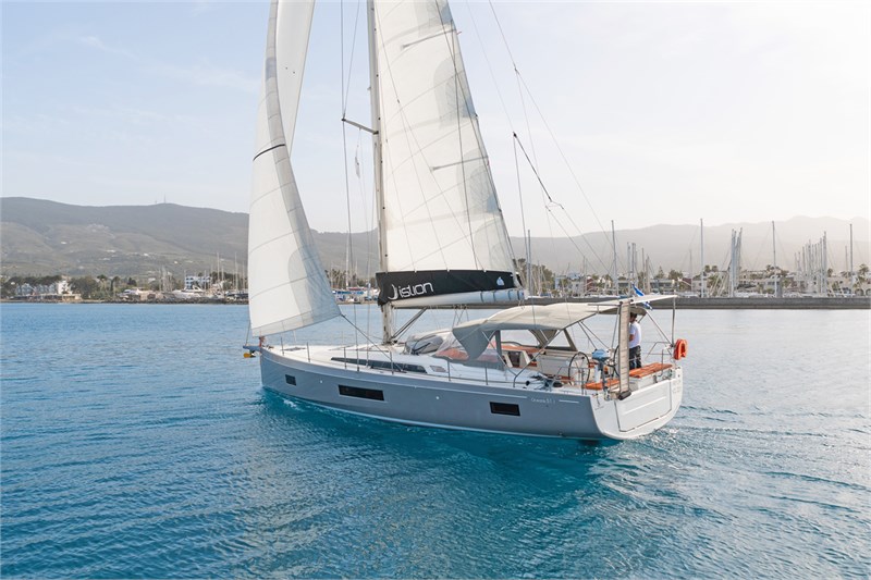 Oceanis 51.1