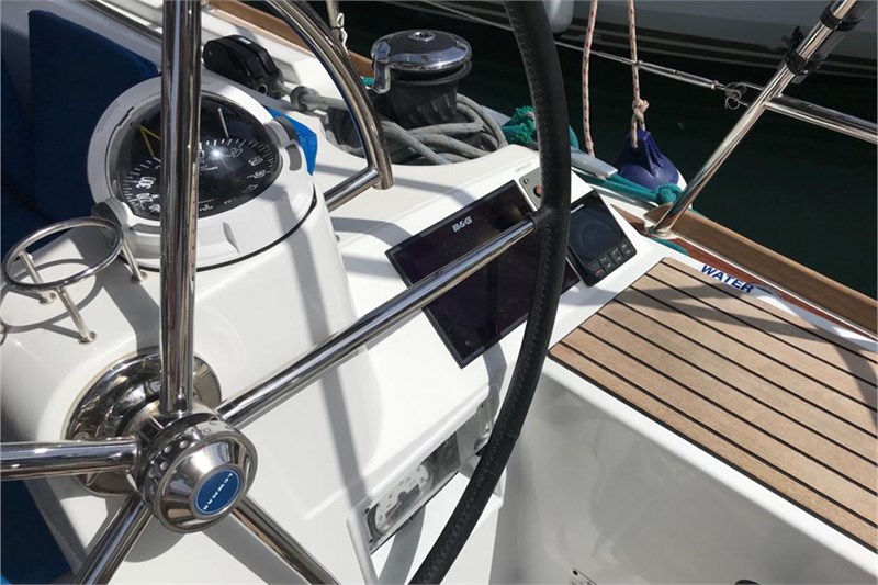 Sun Odyssey 519